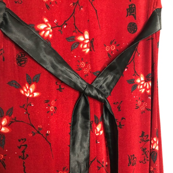 Red Japanese style dress - Picture 4 of 6